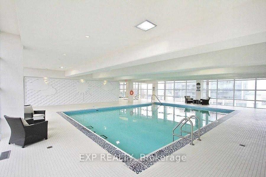 Photo 14 of Unit 1201, 628 Fleet Street E, Toronto, Niagara — HOMEH