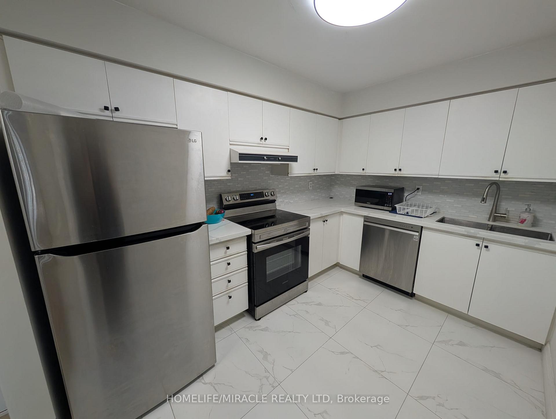 Photo 4 of Unit 601, 91 Townsgate Drive, Vaughan, Crestwood-Springfarm-Yorkhill — HOMEH