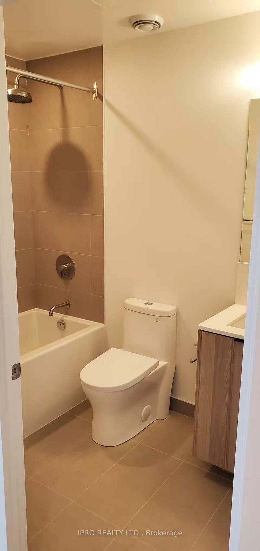 Photo 5 of Unit 2810, 55 Mercer Street, Toronto, Waterfront Communities — HOMEH