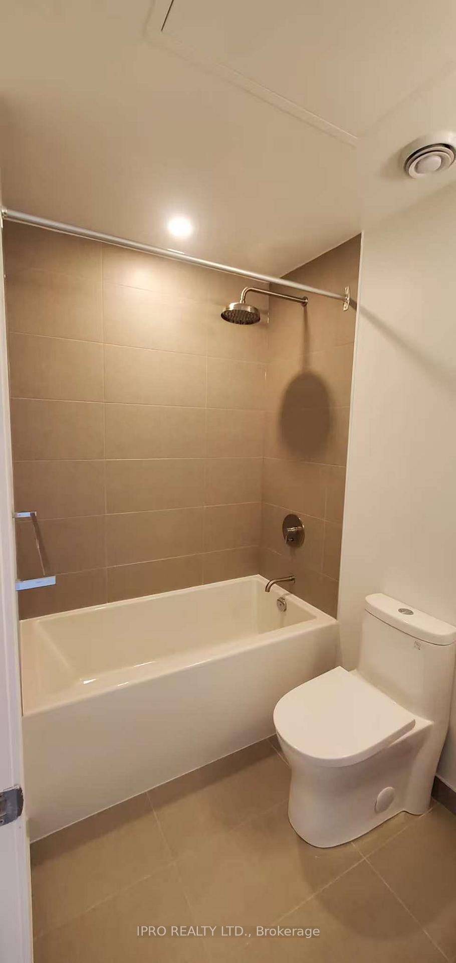 Photo 12 of Unit 2810, 55 Mercer Street, Toronto, Waterfront Communities — HOMEH