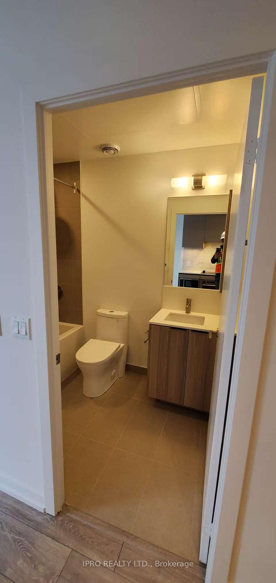Photo 13 of Unit 2810, 55 Mercer Street, Toronto, Waterfront Communities — HOMEH