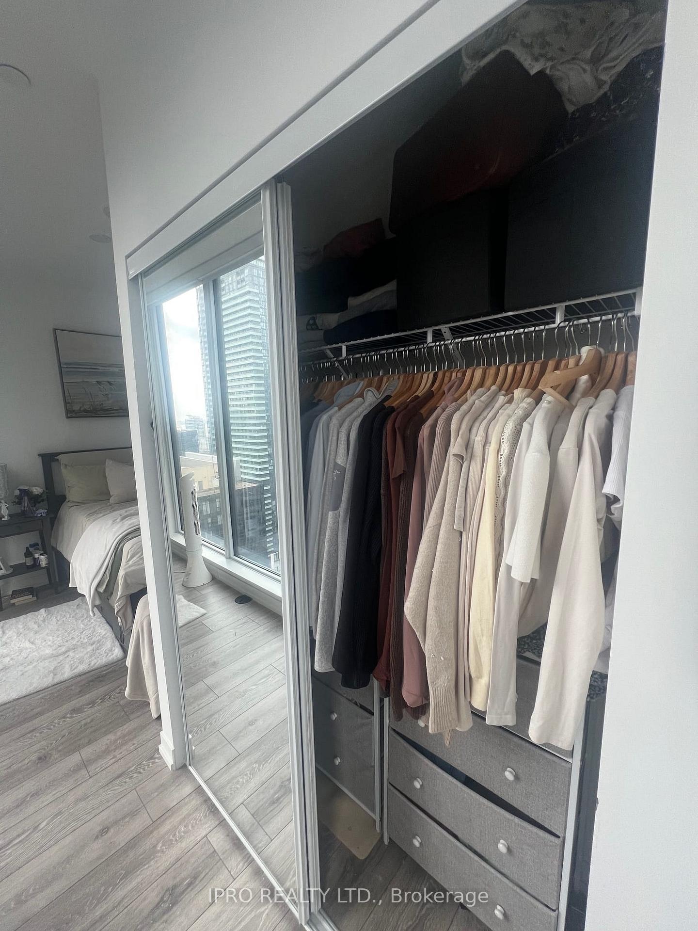 Photo 26 of Unit 2810, 55 Mercer Street, Toronto, Waterfront Communities — HOMEH