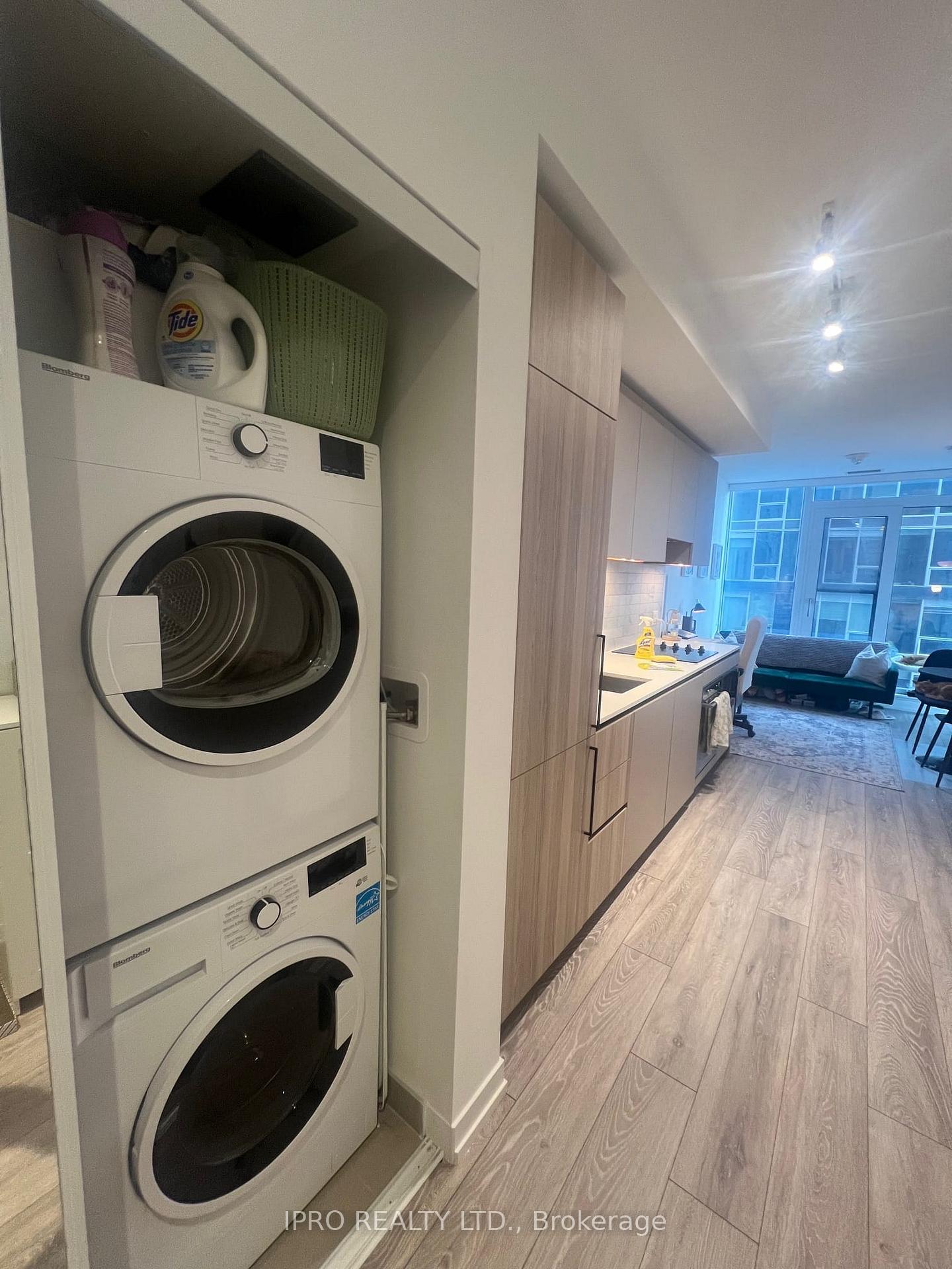 Photo 28 of Unit 2810, 55 Mercer Street, Toronto, Waterfront Communities — HOMEH