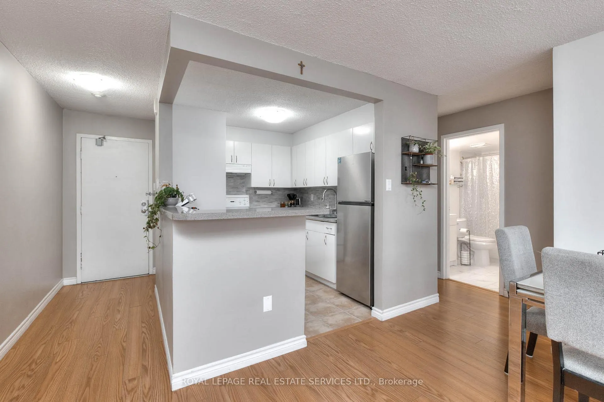 Photo 4 of Unit 301, 64 Benton Street, Kitchener, Cedar Hill — HOMEH