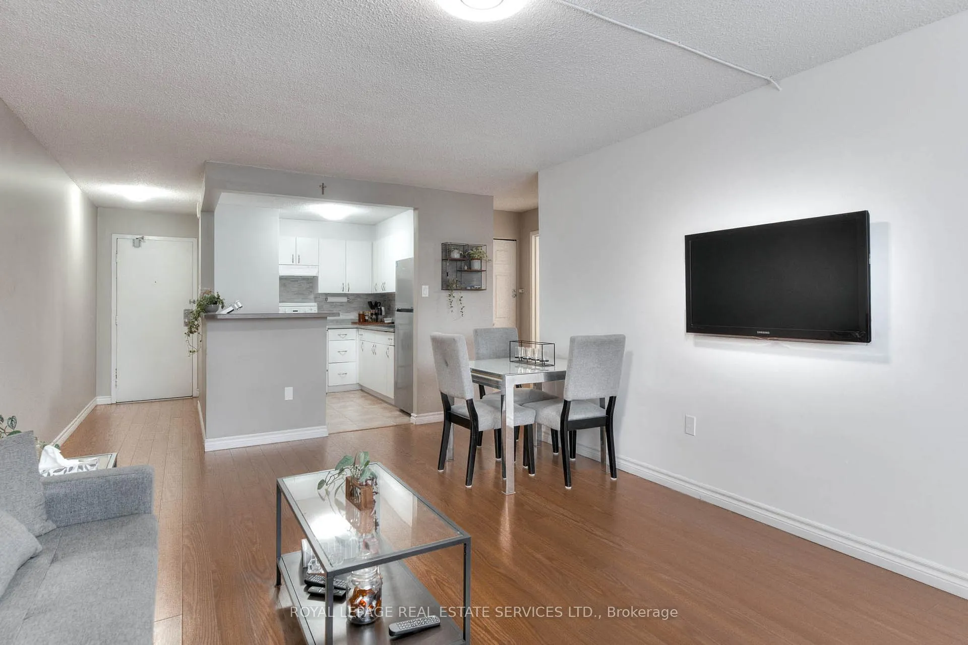 Photo 5 of Unit 301, 64 Benton Street, Kitchener, Cedar Hill — HOMEH