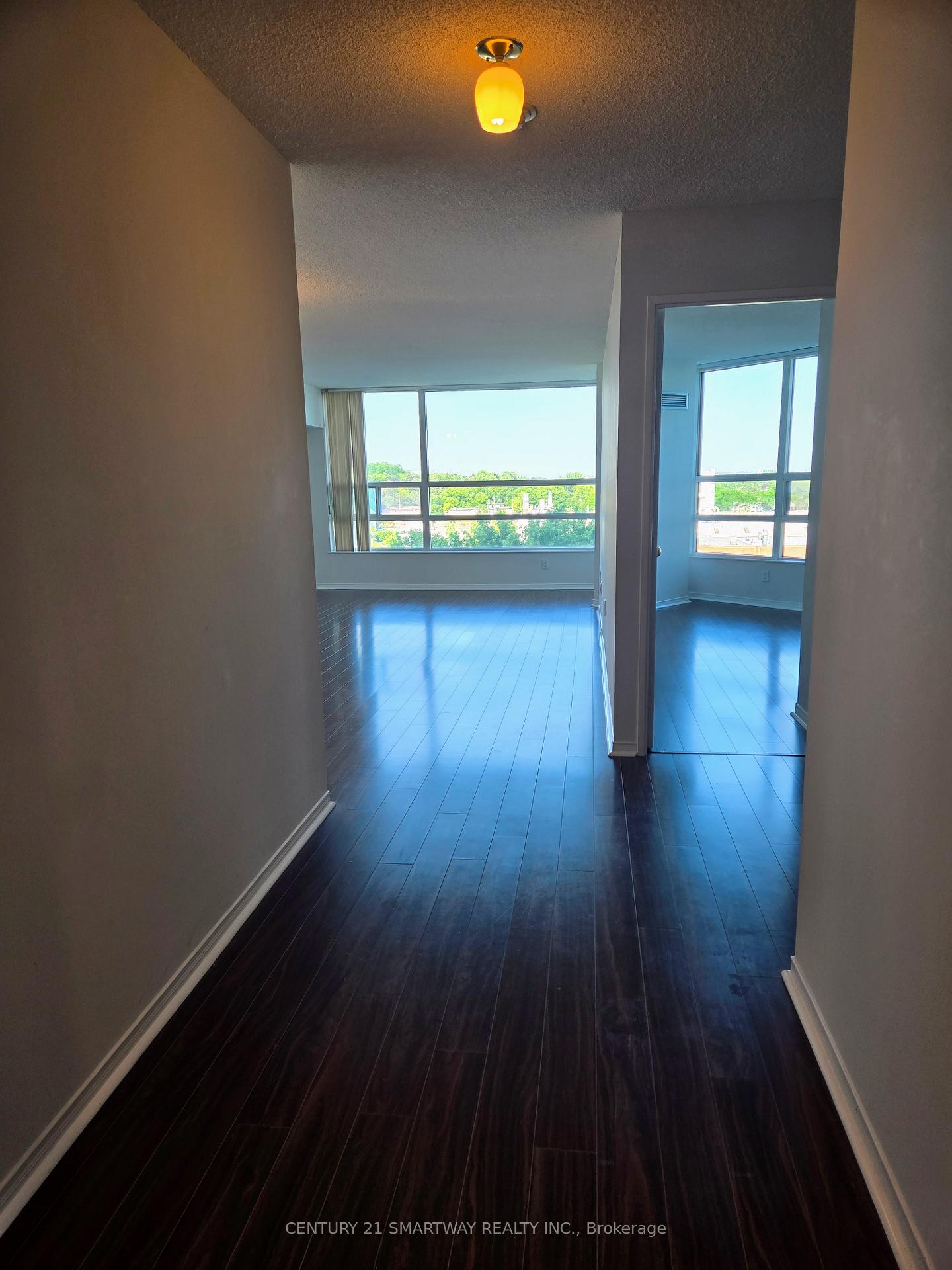 Photo 6 of Unit 722, 7825 Bayview Avenue, Markham, Aileen-Willowbrook — HOMEH