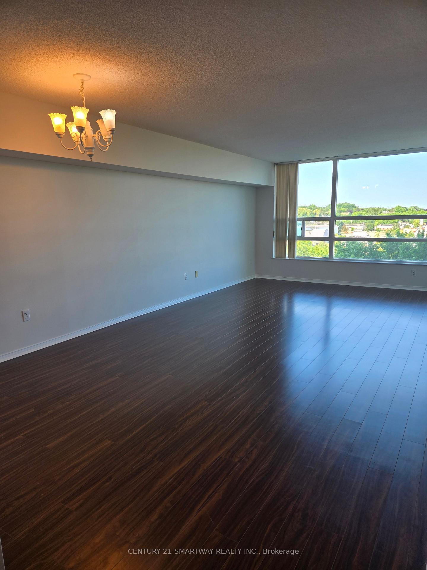 Photo 7 of Unit 722, 7825 Bayview Avenue, Markham, Aileen-Willowbrook — HOMEH