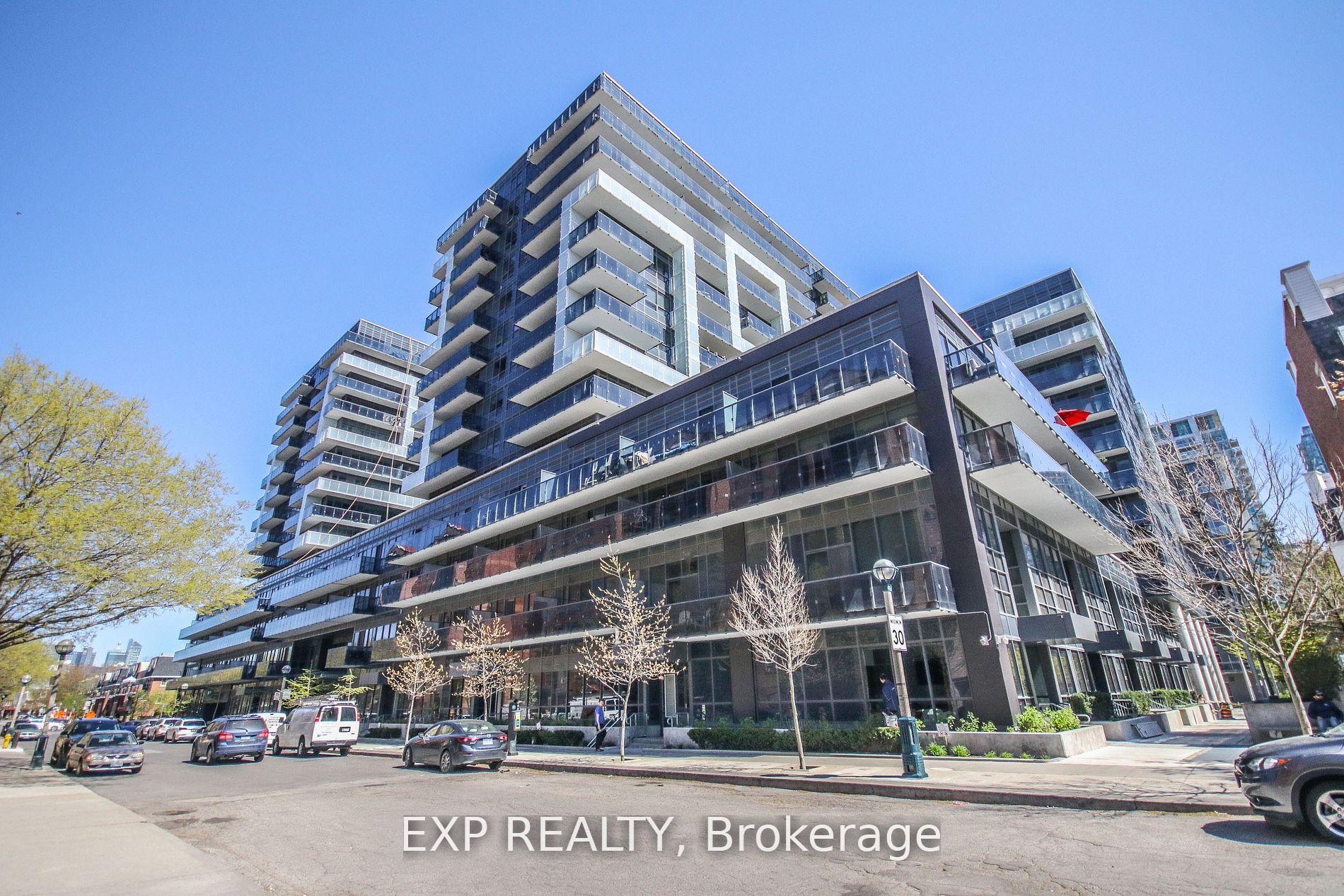 Front of Unit 1119, 1030 King Street W