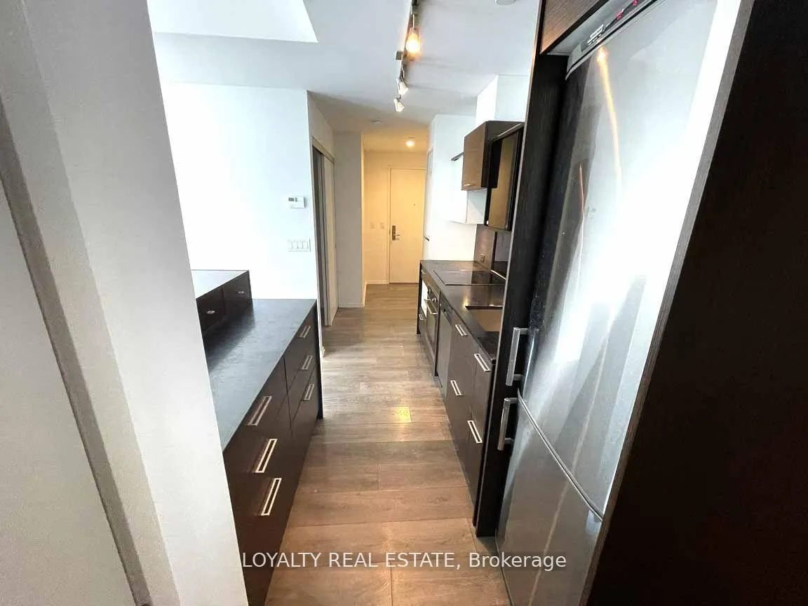Photo 13 of Unit 1101, 75 St Nicholas Street, Toronto, Bay Street Corridor — HOMEH