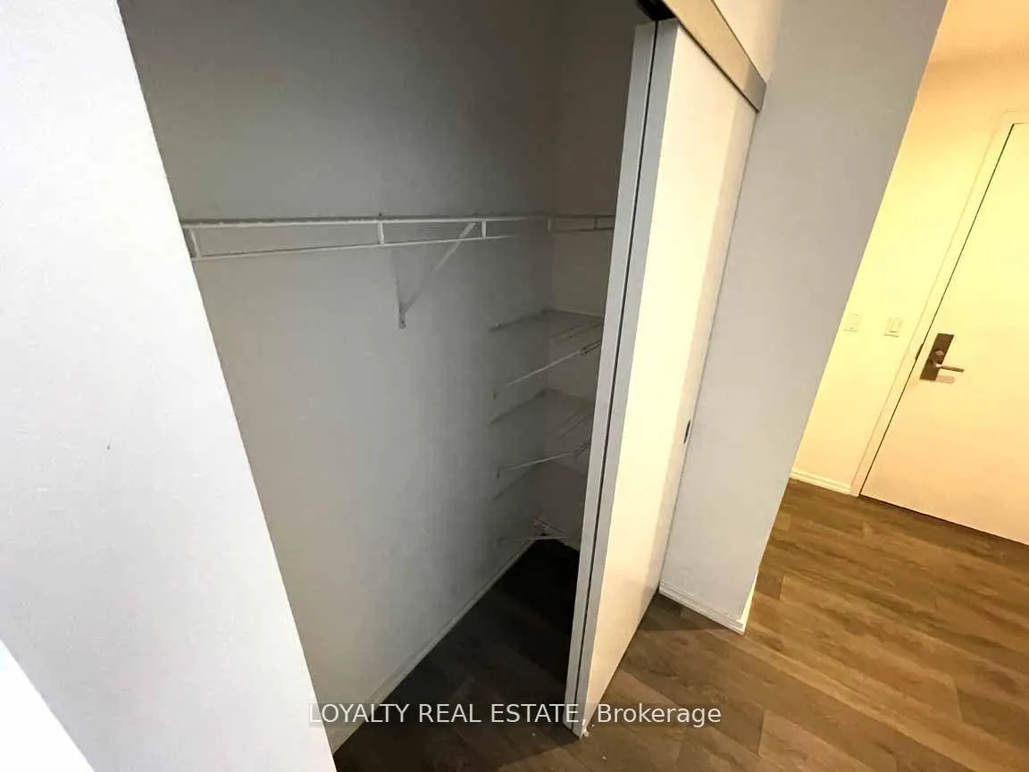 Photo 14 of Unit 1101, 75 St Nicholas Street, Toronto, Bay Street Corridor — HOMEH