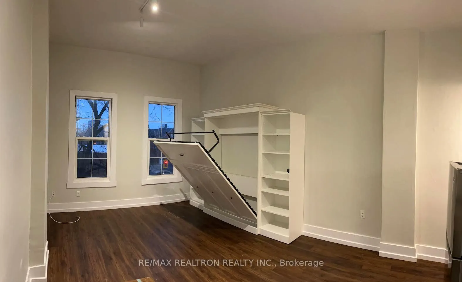Photo 2 of Unit 8, 154 James Street, Hamilton, Beasley — HOMEH