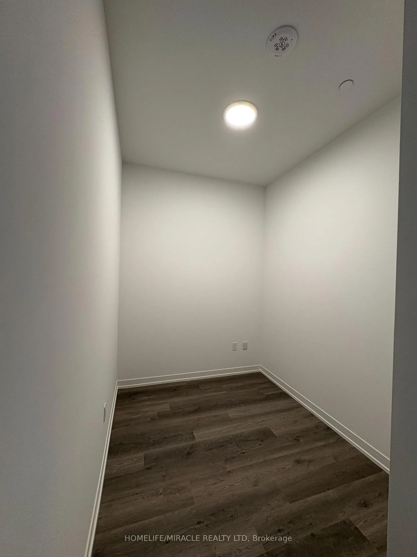 Photo 6 of Unit 607, 8 Interchange Way, Vaughan, Vaughan Corporate Centre — HOMEH