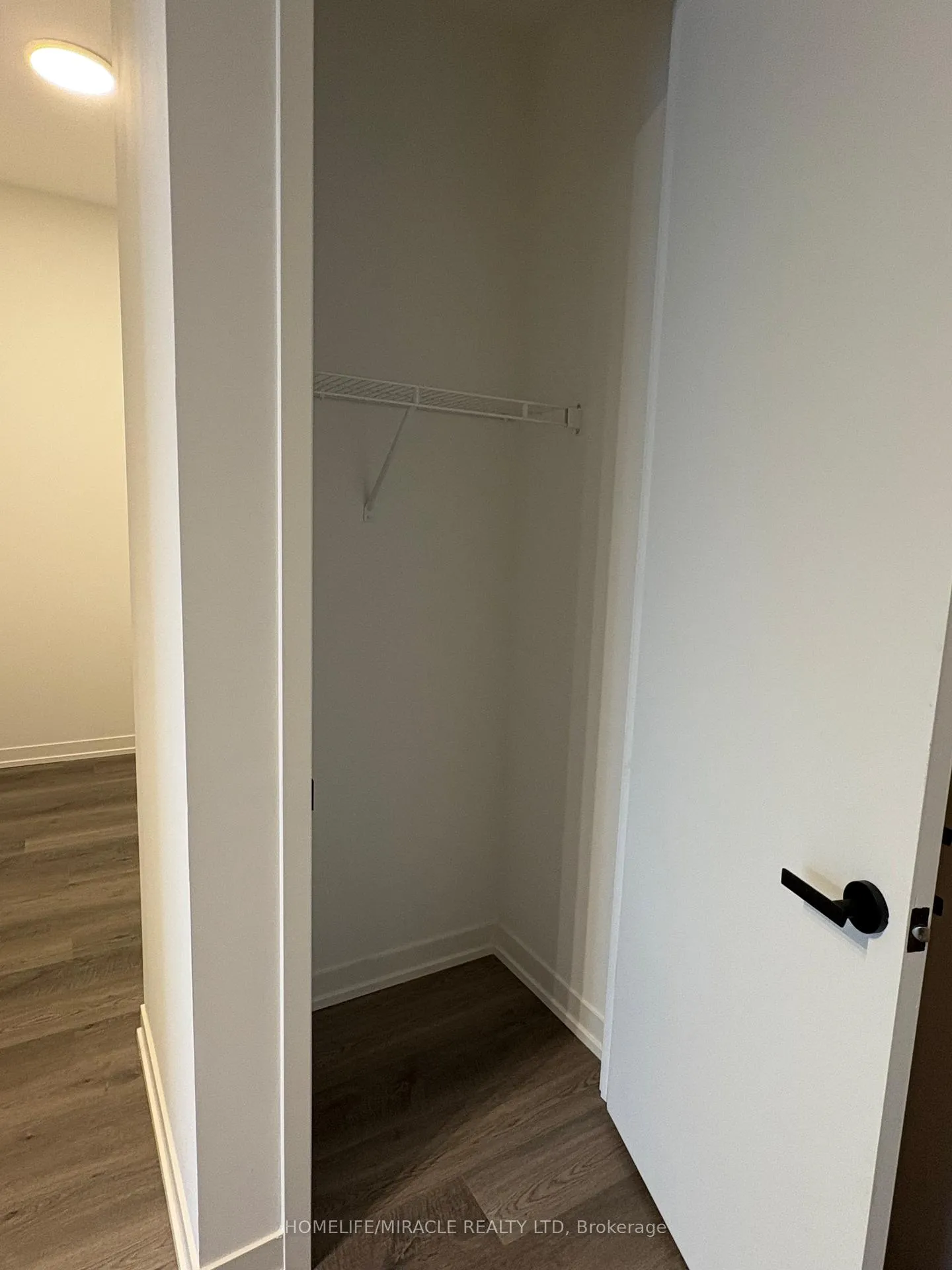Photo 10 of Unit 607, 8 Interchange Way, Vaughan, Vaughan Corporate Centre — HOMEH