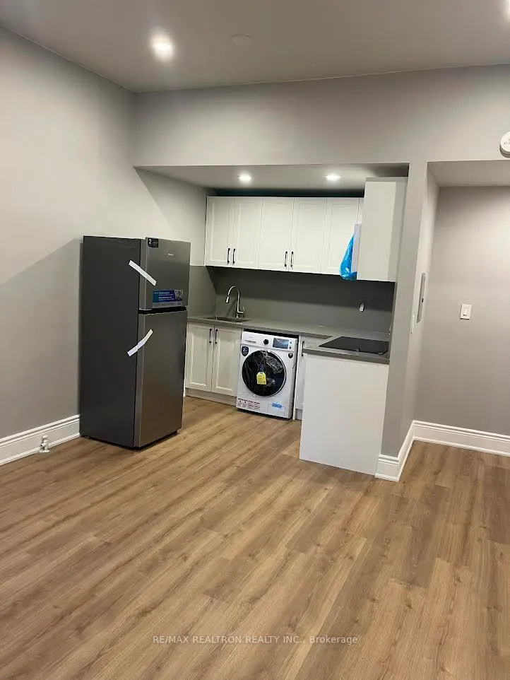 Photo 4 of Unit 6, 154 James Street, Hamilton, Beasley — HOMEH