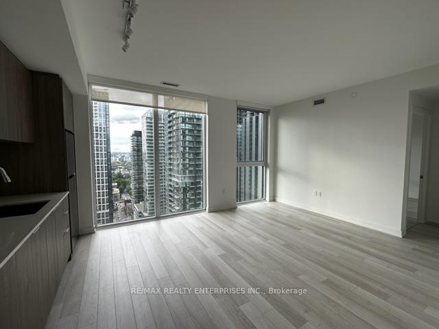 Photo 3 of Unit 3003, 357 King Street W, Toronto, Waterfront Communities — HOMEH
