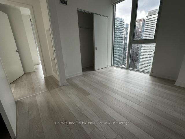 Photo 6 of Unit 3003, 357 King Street W, Toronto, Waterfront Communities — HOMEH