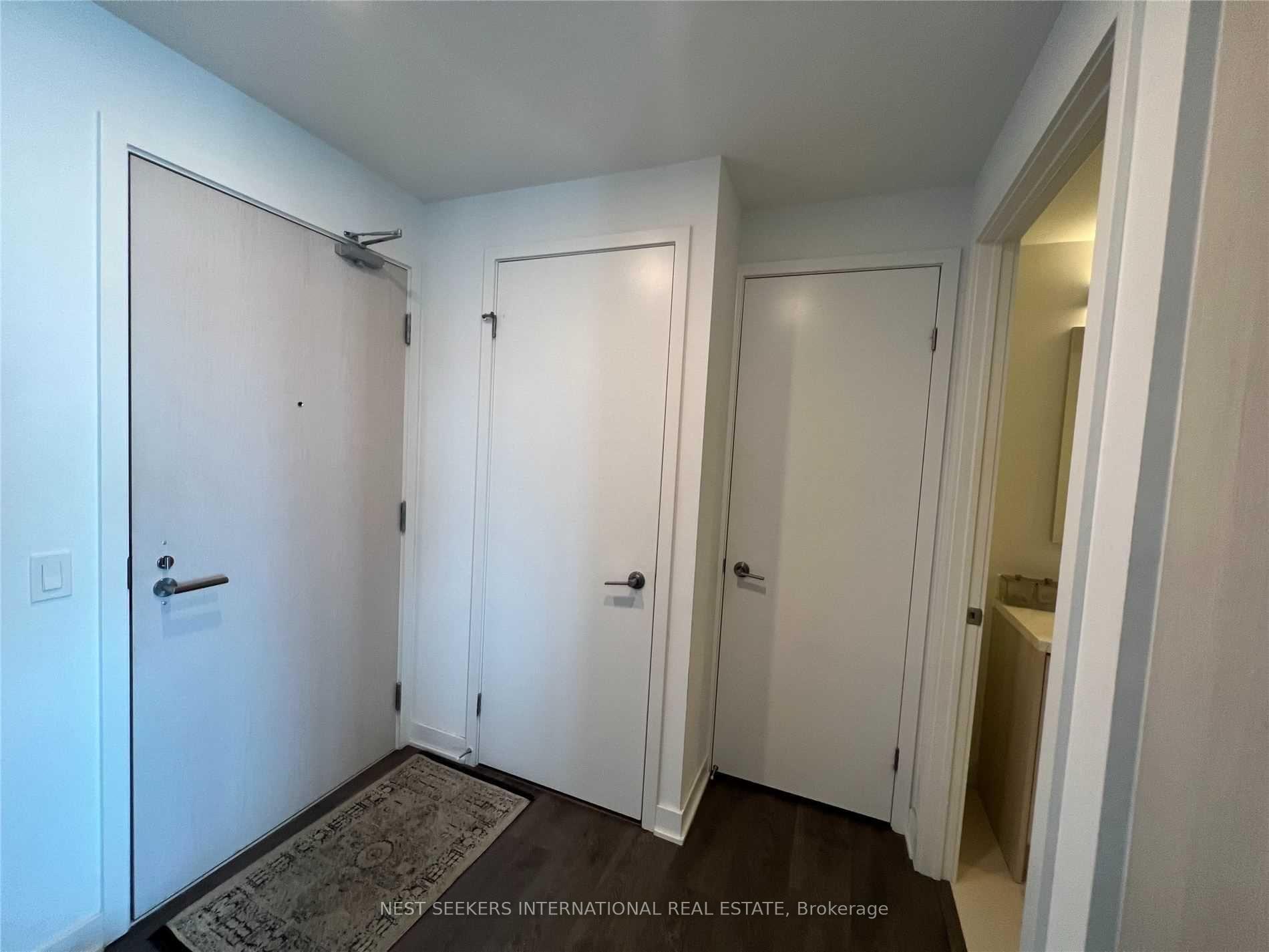 Photo 2 of Unit 3903S, 115 Blue Jays Way, Toronto, Waterfront Communities — HOMEH