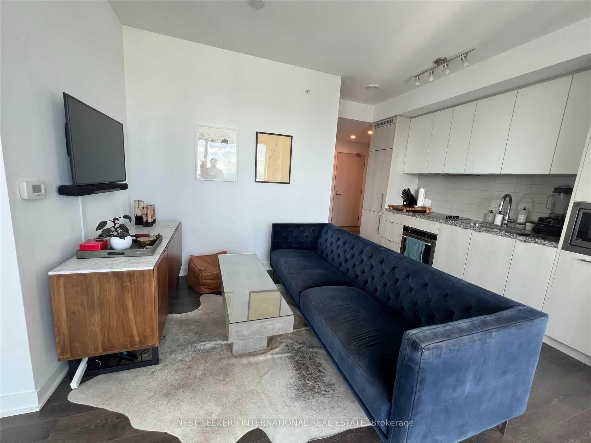 Photo 9 of Unit 3903S, 115 Blue Jays Way, Toronto, Waterfront Communities — HOMEH
