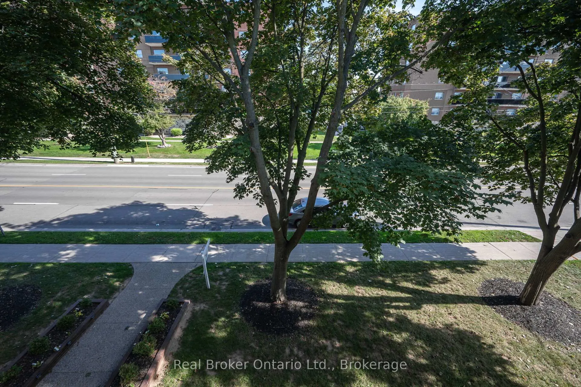 Photo 22 of Unit 303, 1212 Fennell Avenue E, Hamilton, Huntington — HOMEH