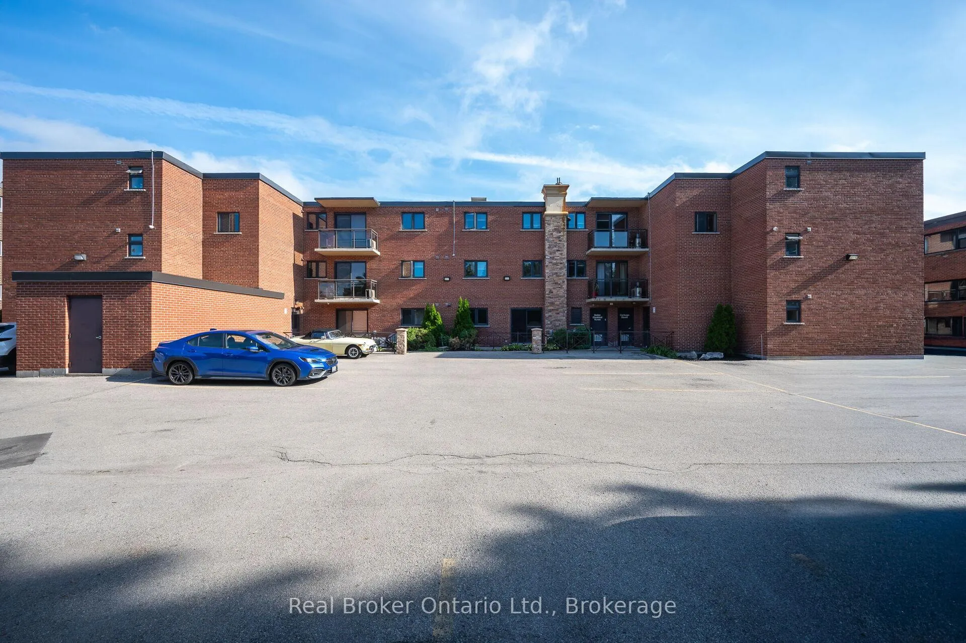 Photo 25 of Unit 303, 1212 Fennell Avenue E, Hamilton, Huntington — HOMEH