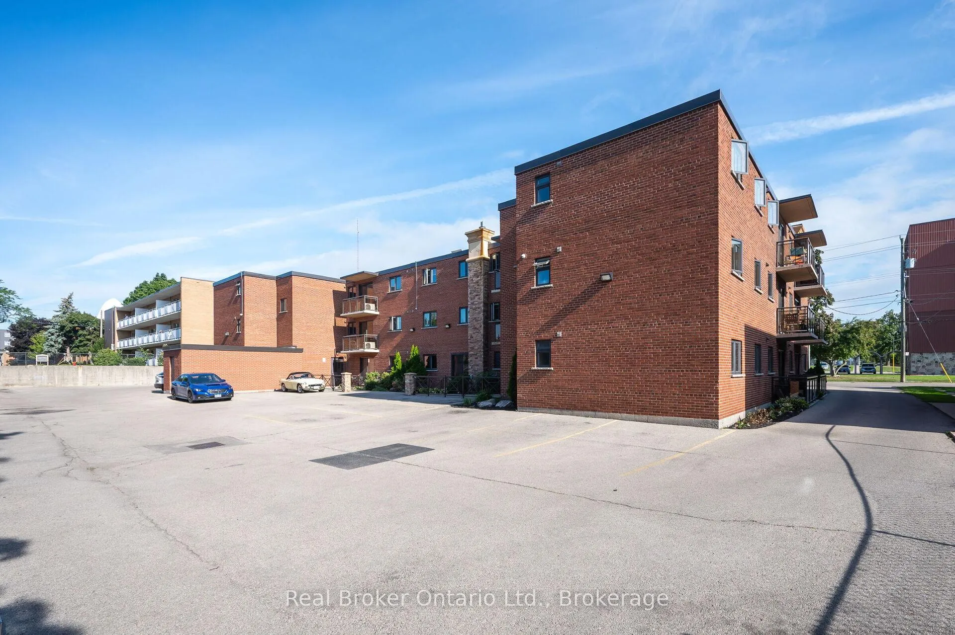 Photo 27 of Unit 303, 1212 Fennell Avenue E, Hamilton, Huntington — HOMEH