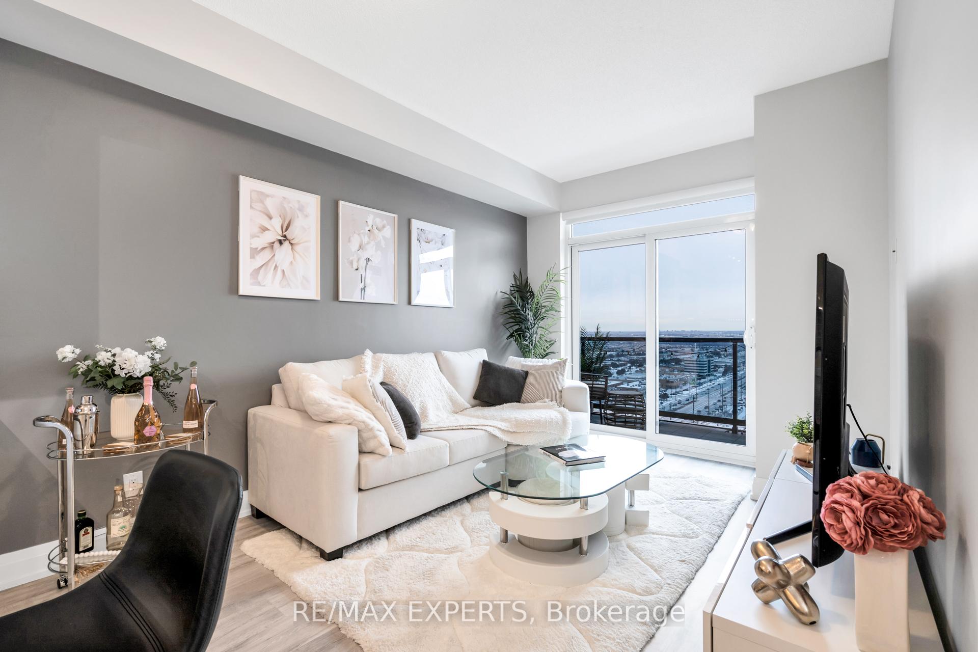 Photo 4 of Unit 1907, 3700 Highway 7, Vaughan, Vaughan Corporate Centre — HOMEH