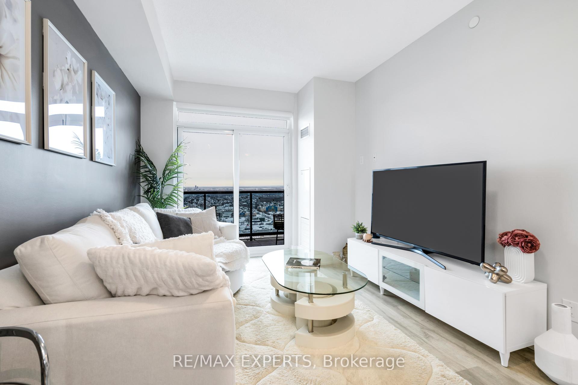 Photo 5 of Unit 1907, 3700 Highway 7, Vaughan, Vaughan Corporate Centre — HOMEH