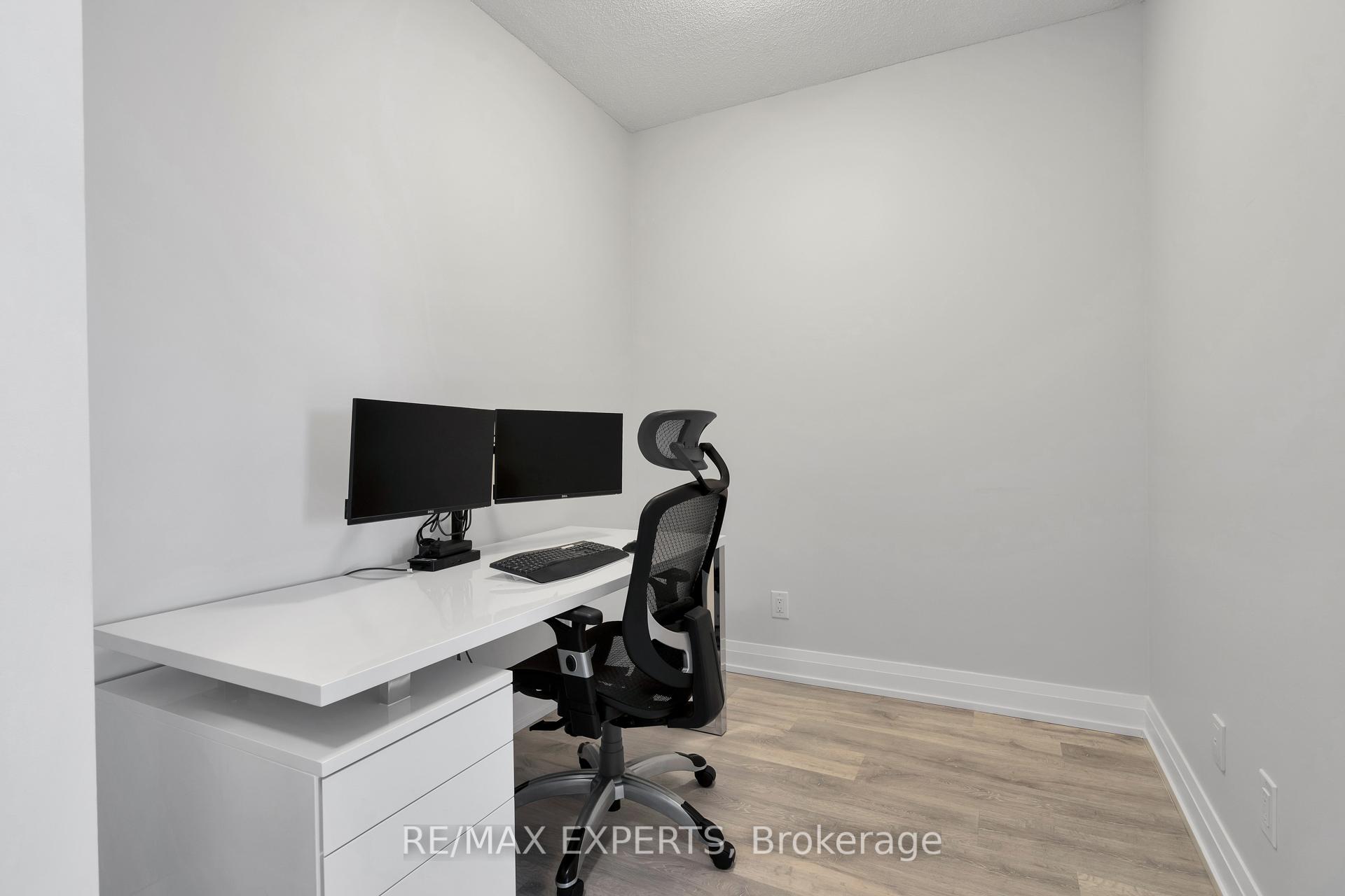 Photo 14 of Unit 1907, 3700 Highway 7, Vaughan, Vaughan Corporate Centre — HOMEH