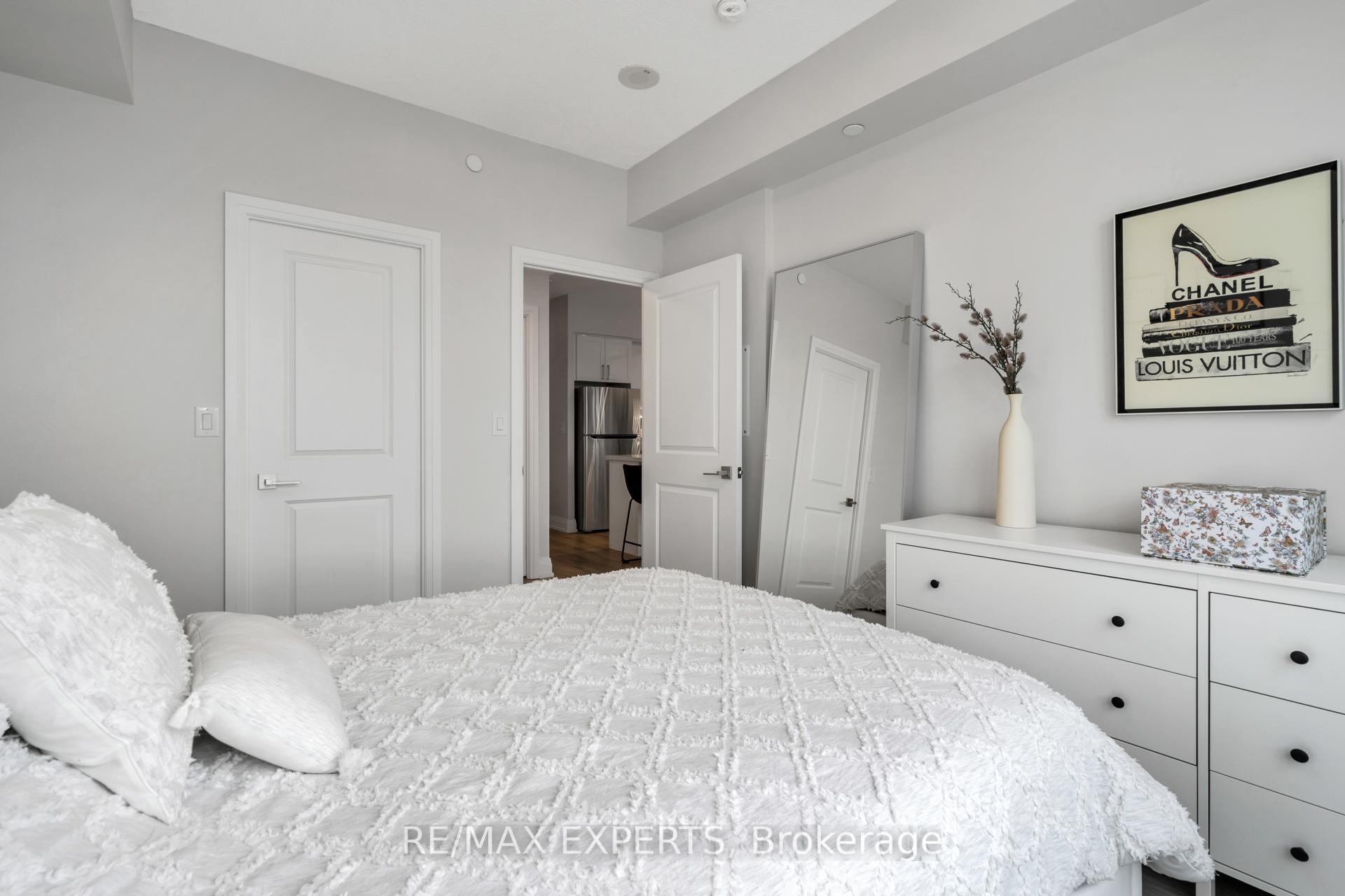 Photo 16 of Unit 1907, 3700 Highway 7, Vaughan, Vaughan Corporate Centre — HOMEH