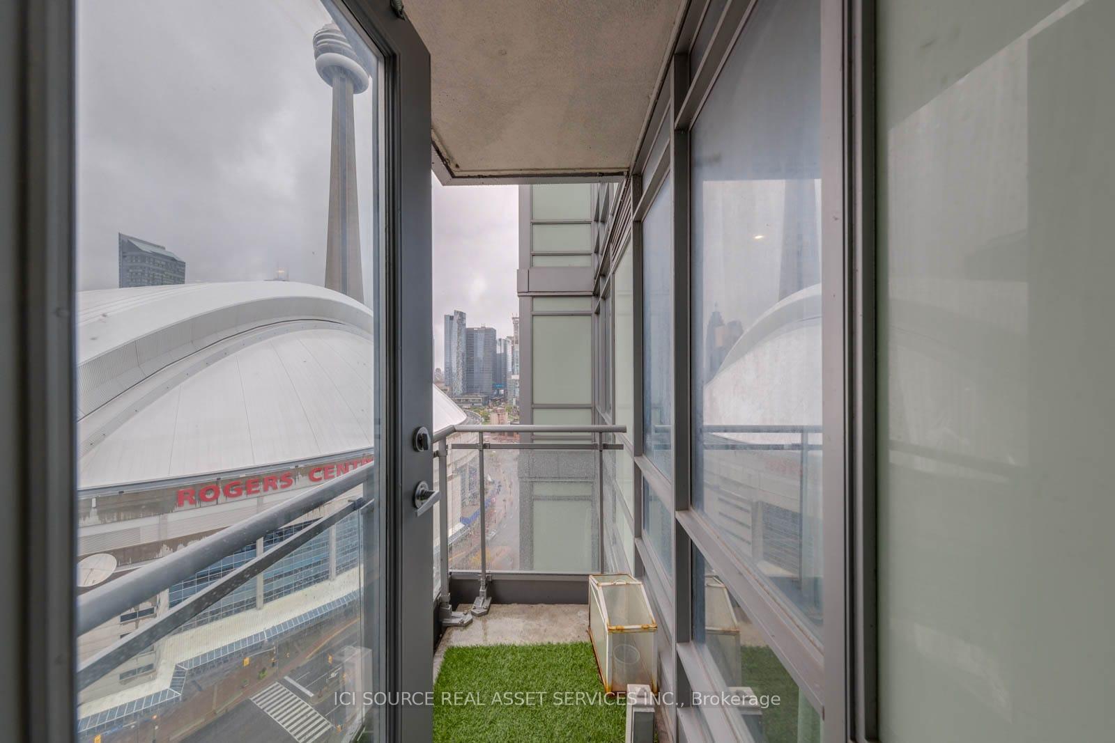 Photo 12 of Unit 2209, 5 Mariner Terrace, Toronto, Waterfront Communities — HOMEH