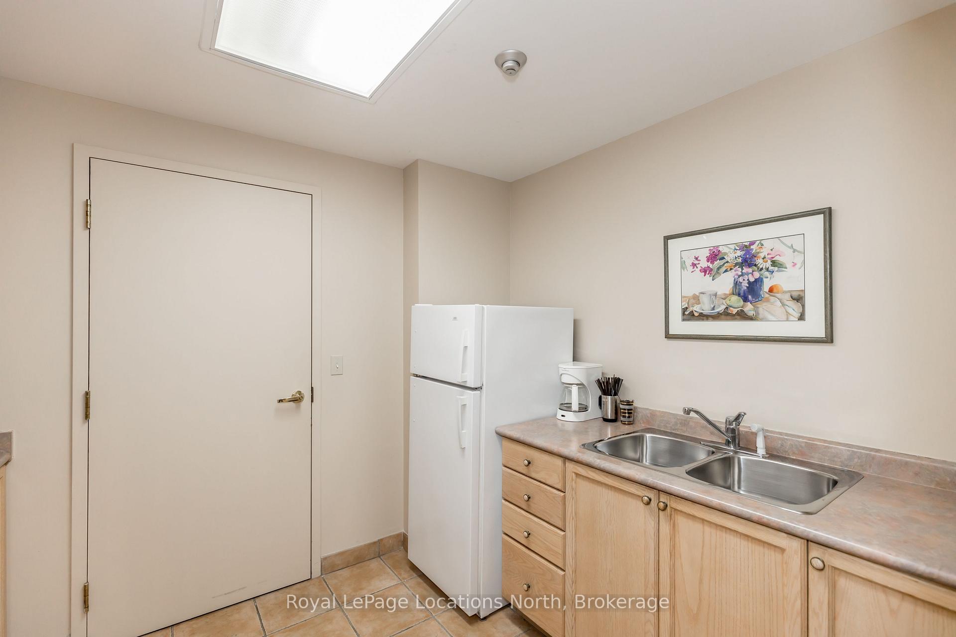 Photo 46 of Unit 302, 16 Raglan Street N, Collingwood — HOMEH