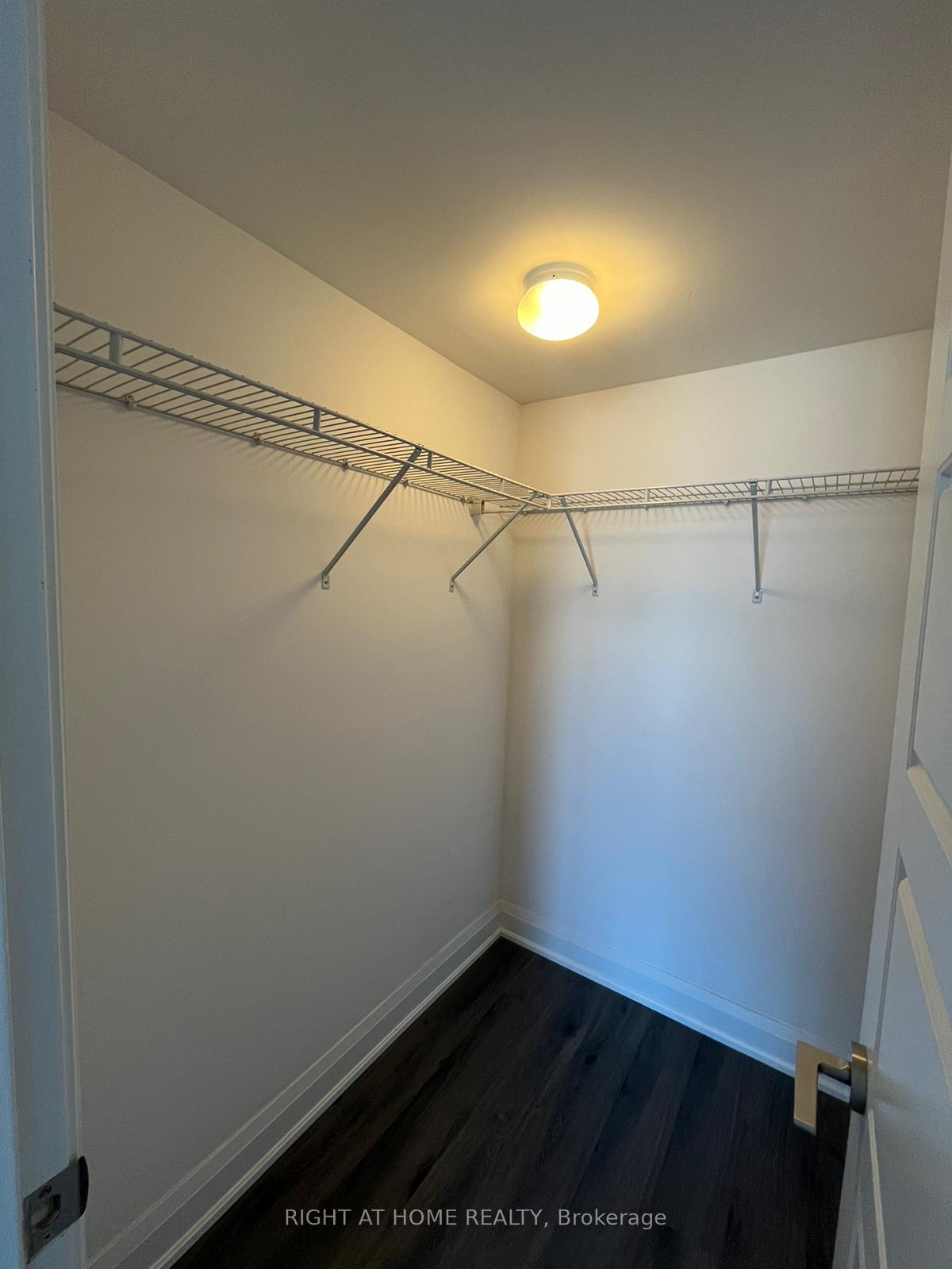 Photo 7 of Unit 1903, 8200 Birchmount Road, Markham, Unionville — HOMEH