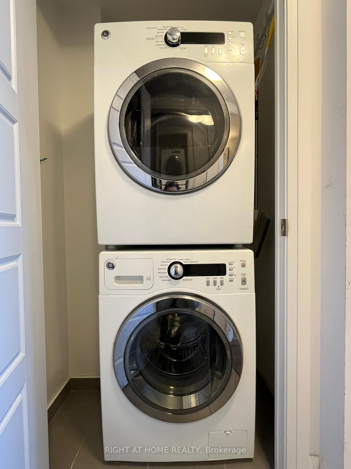 Photo 14 of Unit 1903, 8200 Birchmount Road, Markham, Unionville — HOMEH