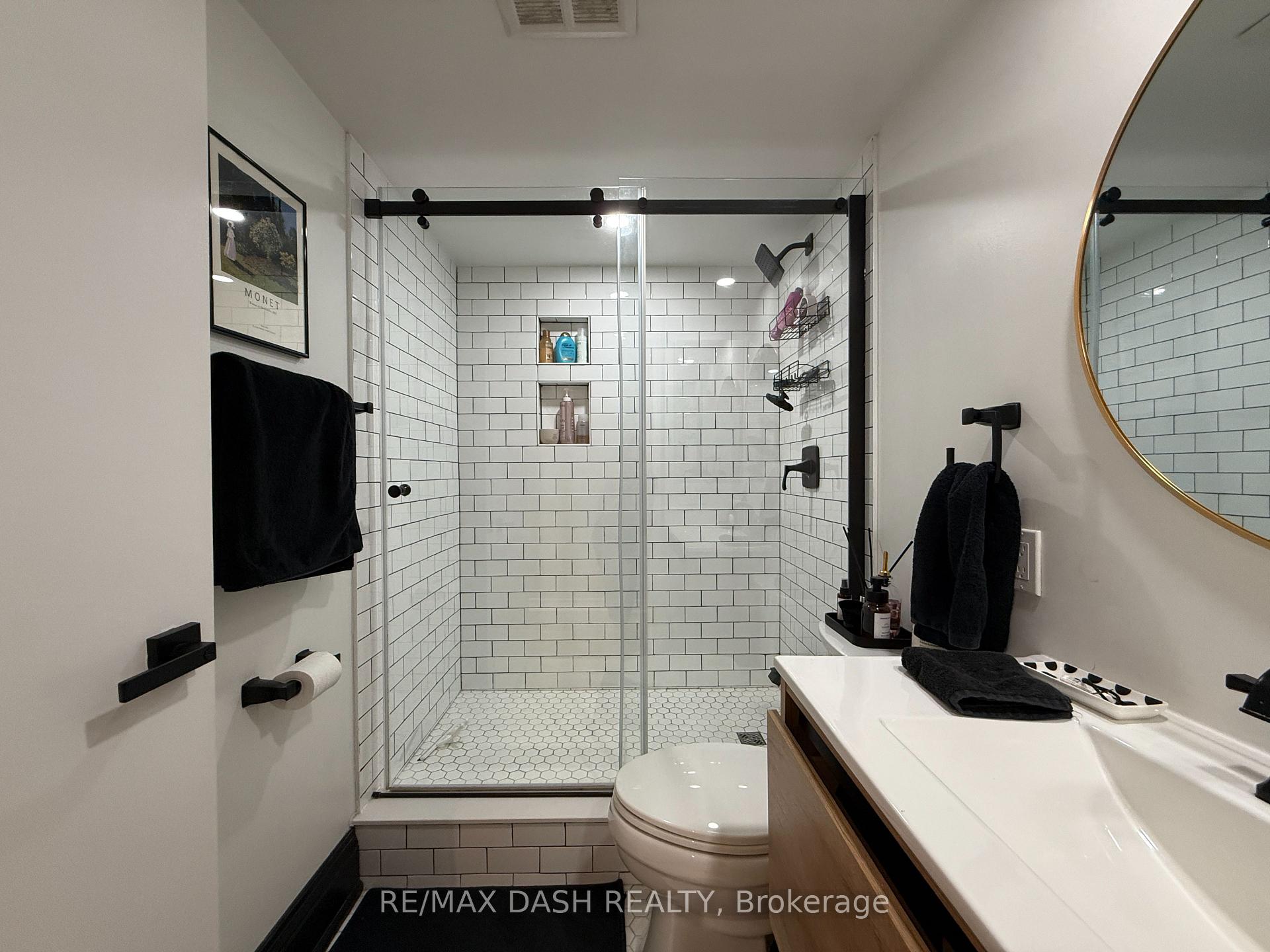 Photo 15 of Unit 718, 600 Queens Quay W, Toronto, Waterfront Communities — HOMEH
