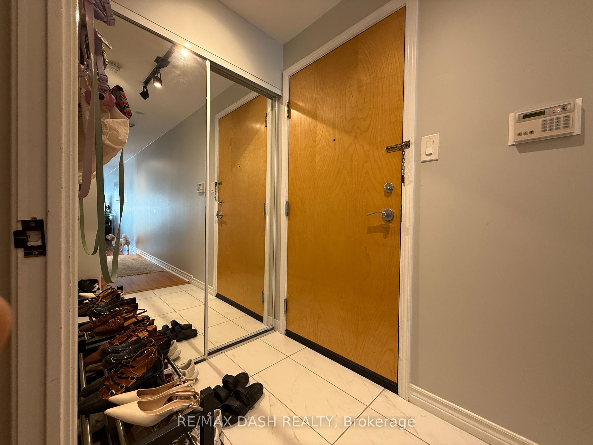 Photo 19 of Unit 718, 600 Queens Quay W, Toronto, Waterfront Communities — HOMEH