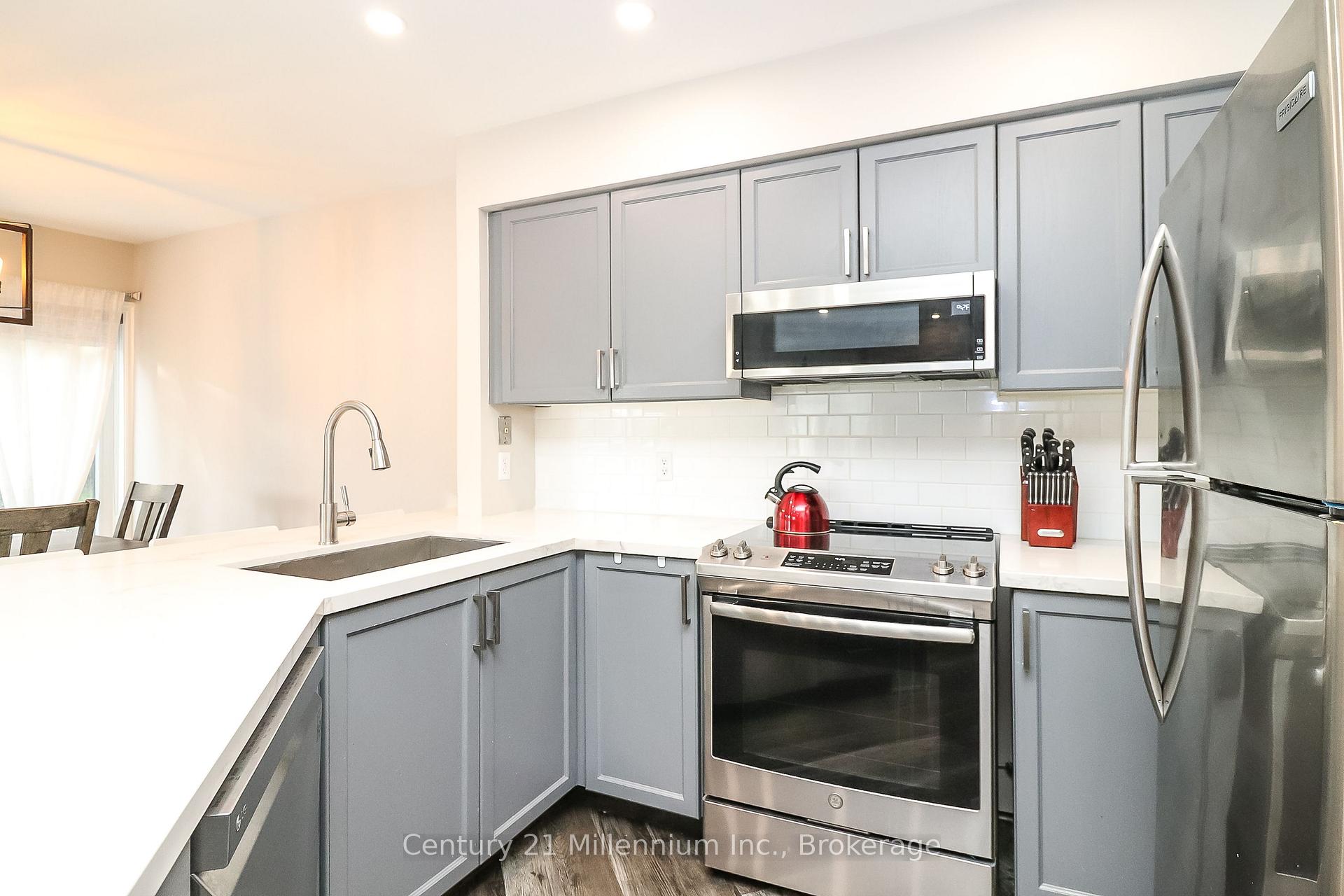Photo 7 of Unit 12, 360 Mariners Way, Collingwood — HOMEH