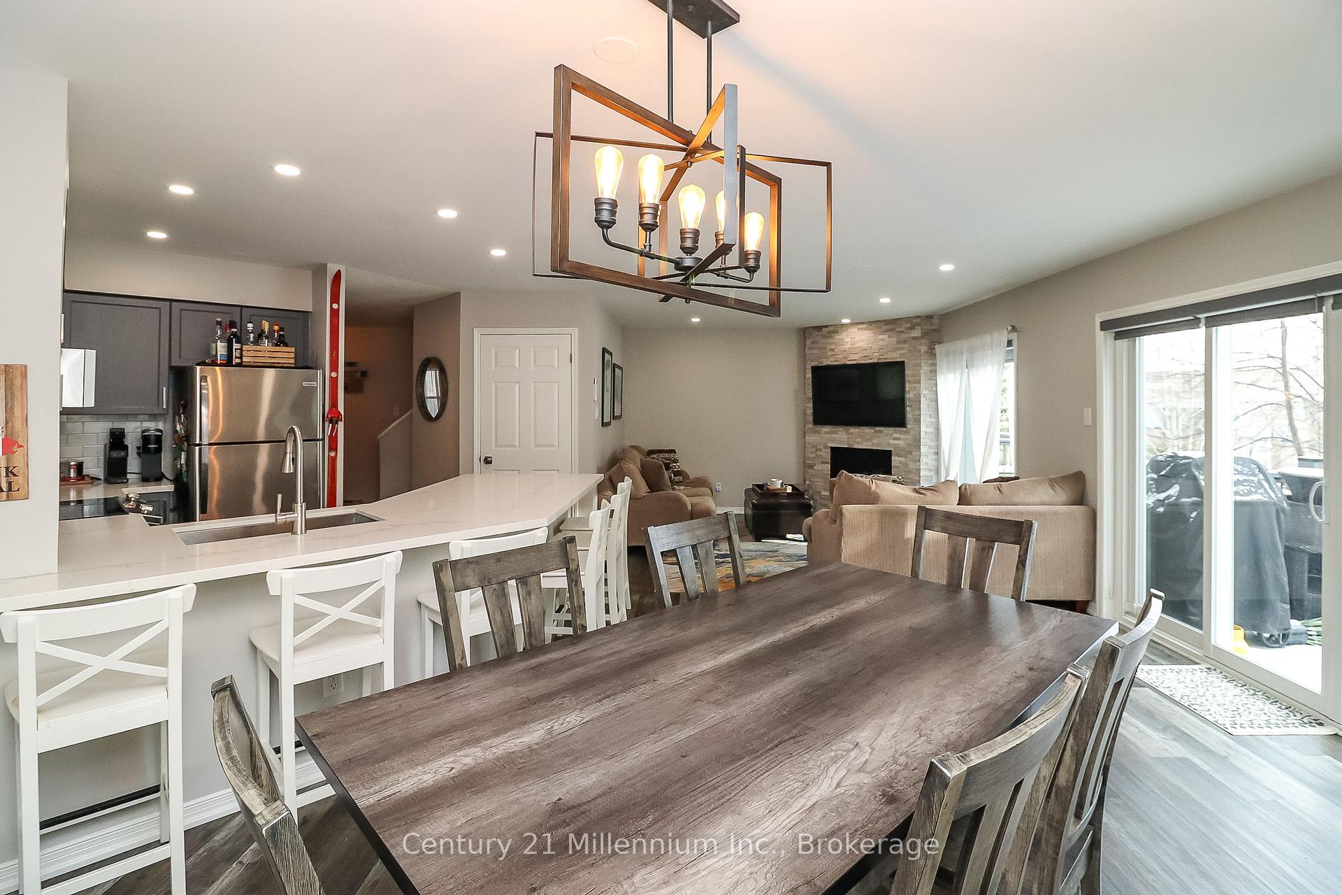 Photo 14 of Unit 12, 360 Mariners Way, Collingwood — HOMEH