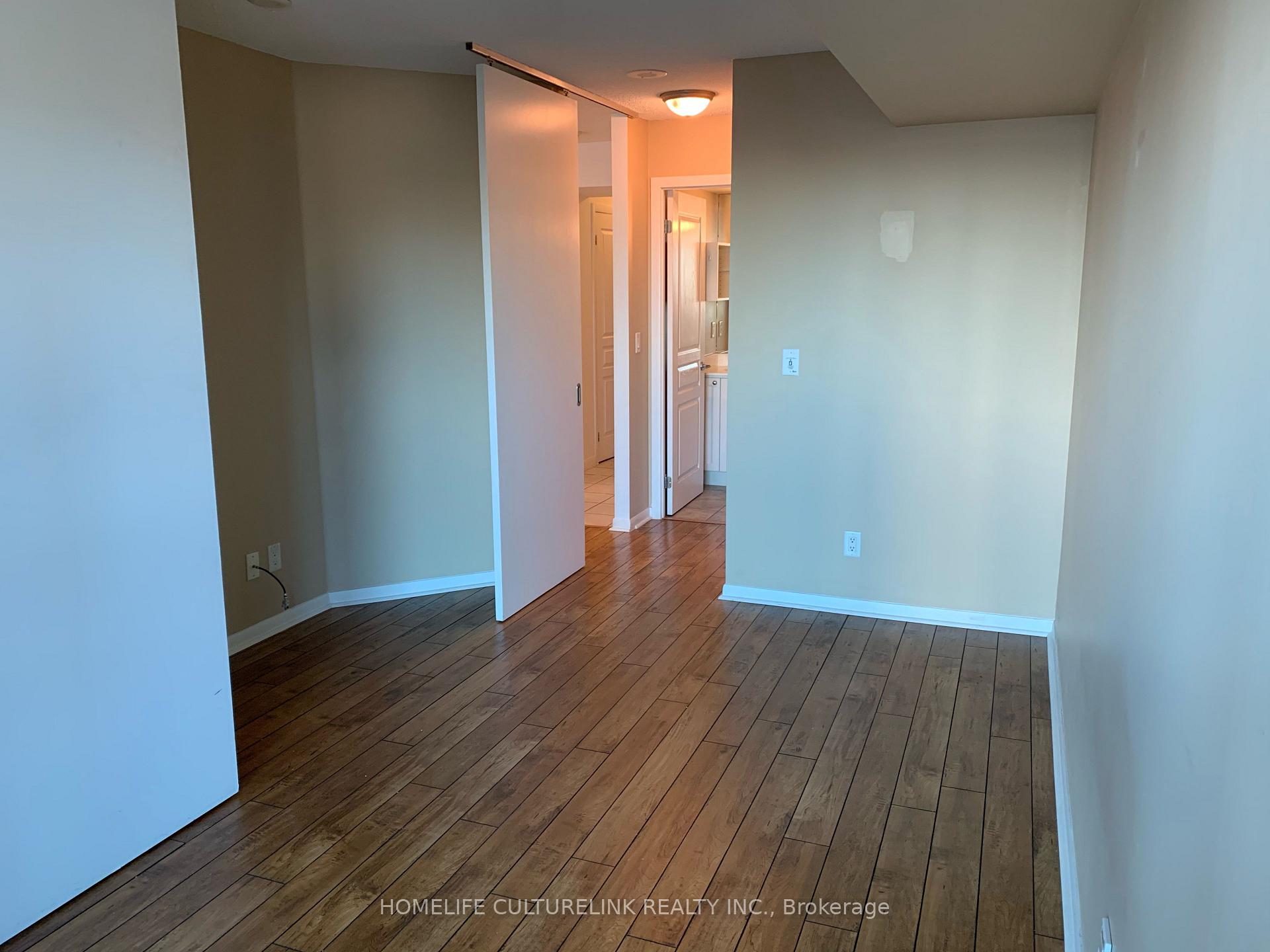 Photo 6 of Unit 907, 18 Yonge Street, Toronto, Waterfront Communities — HOMEH