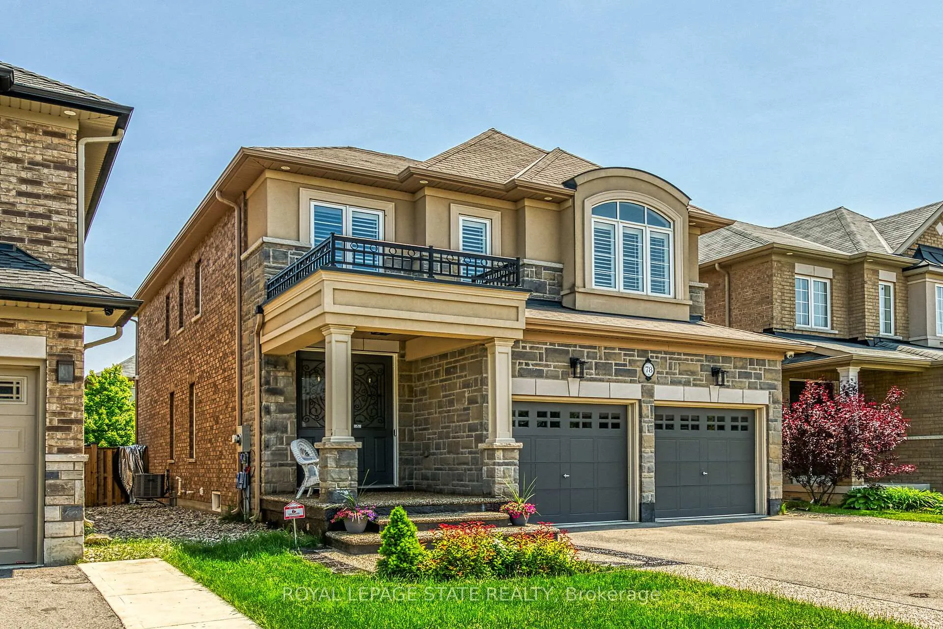 Photo 2 of 78 Chaumont Drive, Hamilton, Stoney Creek Mountain — HOMEH
