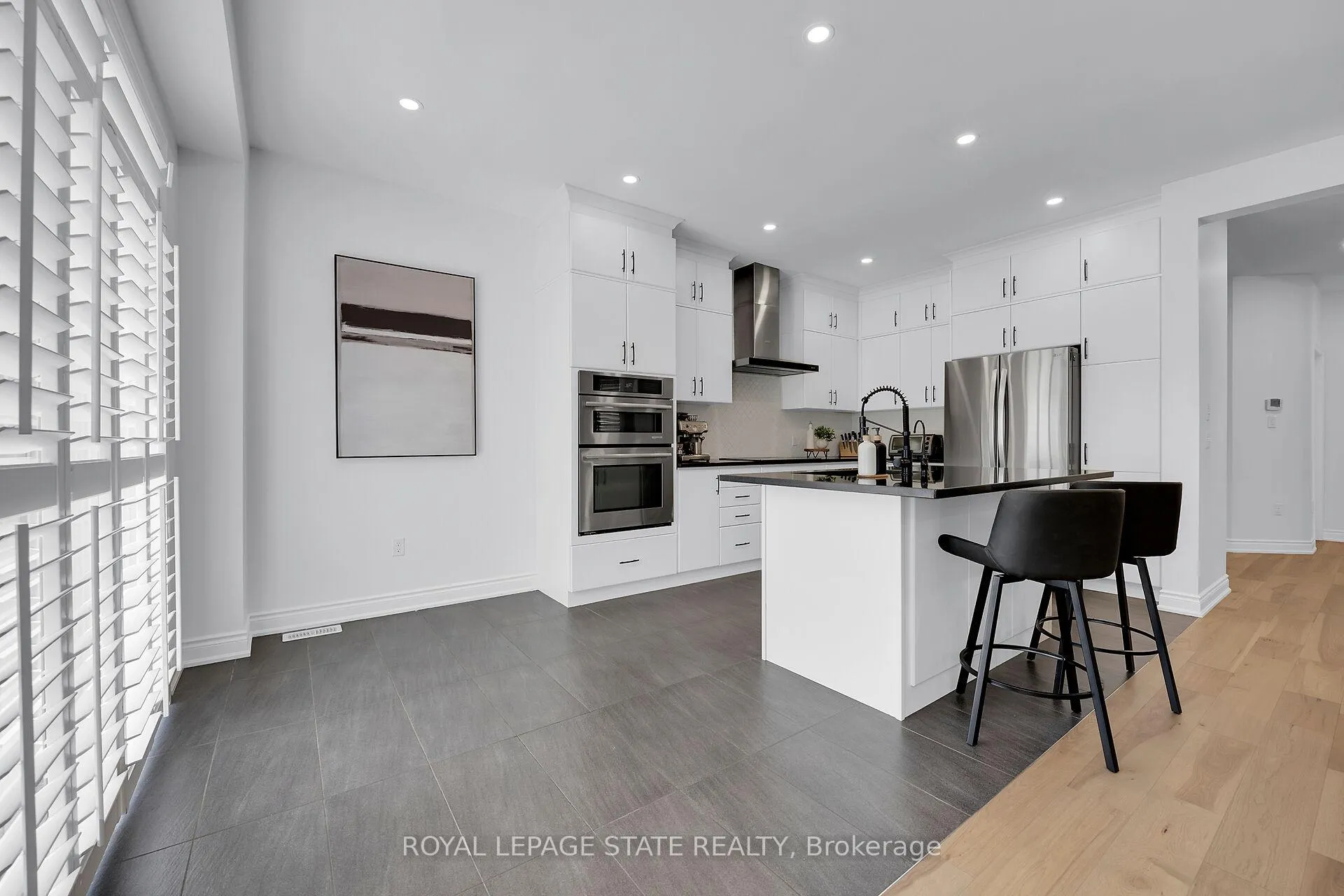 Photo 4 of 78 Chaumont Drive, Hamilton, Stoney Creek Mountain — HOMEH