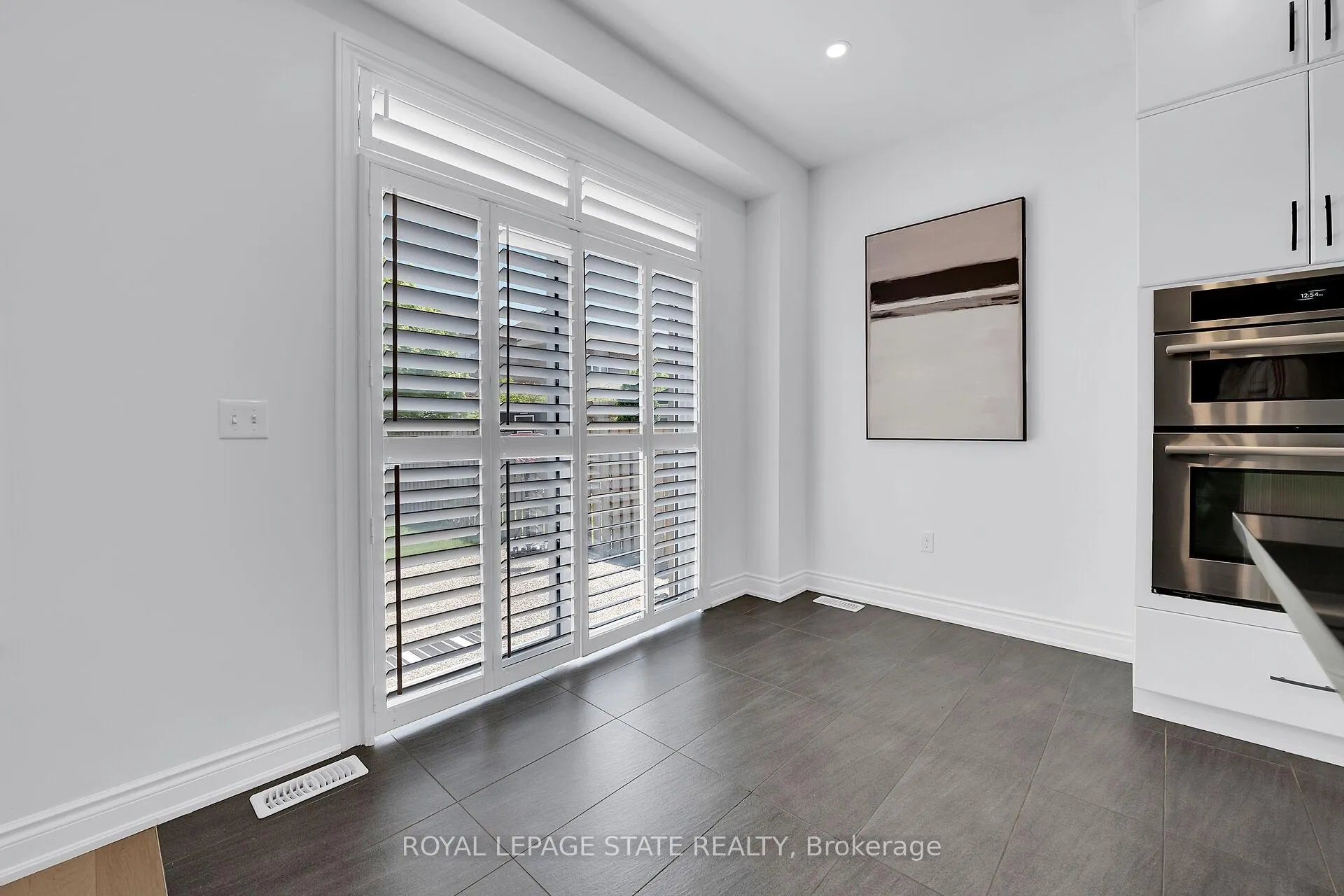 Photo 11 of 78 Chaumont Drive, Hamilton, Stoney Creek Mountain — HOMEH