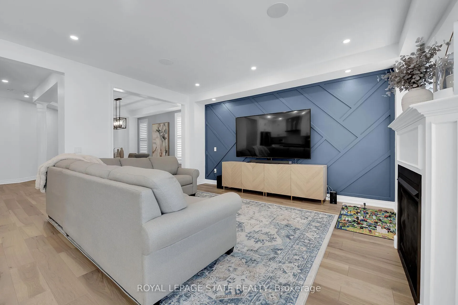 Photo 12 of 78 Chaumont Drive, Hamilton, Stoney Creek Mountain — HOMEH