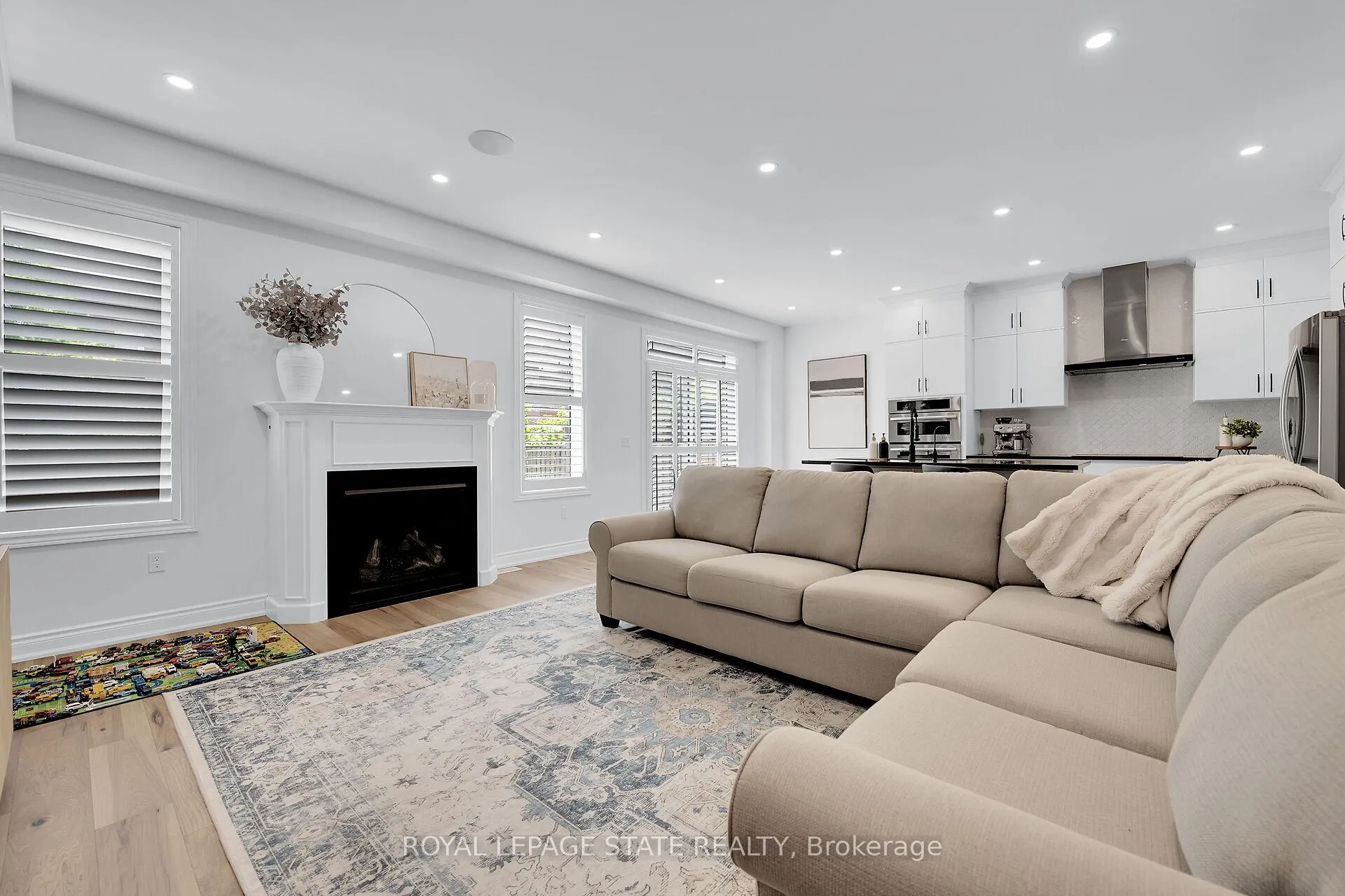 Photo 16 of 78 Chaumont Drive, Hamilton, Stoney Creek Mountain — HOMEH