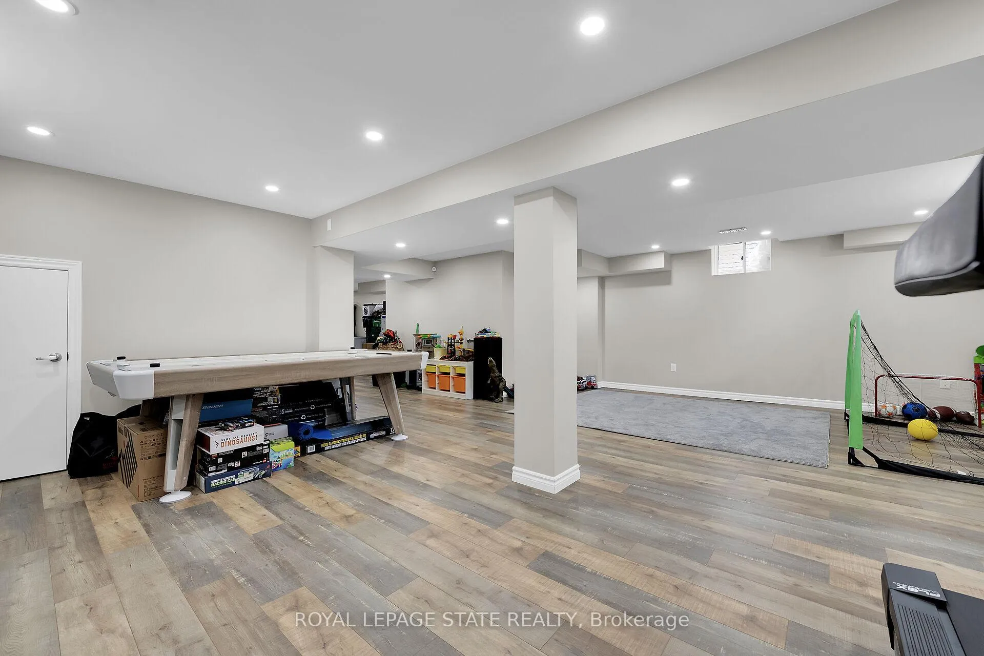 Photo 41 of 78 Chaumont Drive, Hamilton, Stoney Creek Mountain — HOMEH
