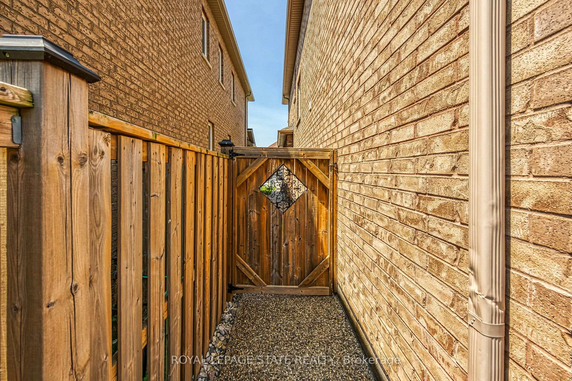 Photo 50 of 78 Chaumont Drive, Hamilton, Stoney Creek Mountain — HOMEH