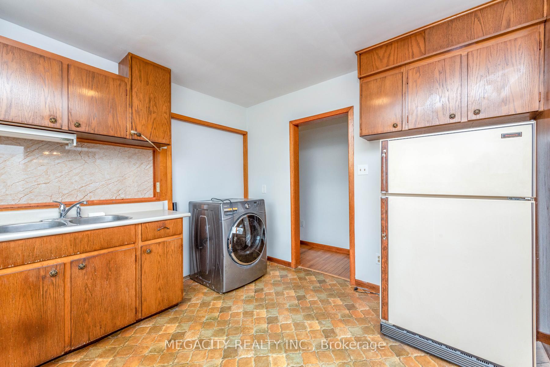 Photo 18 of 14242 Mt.Pleasant Road, Caledon, Bolton North — HOMEH