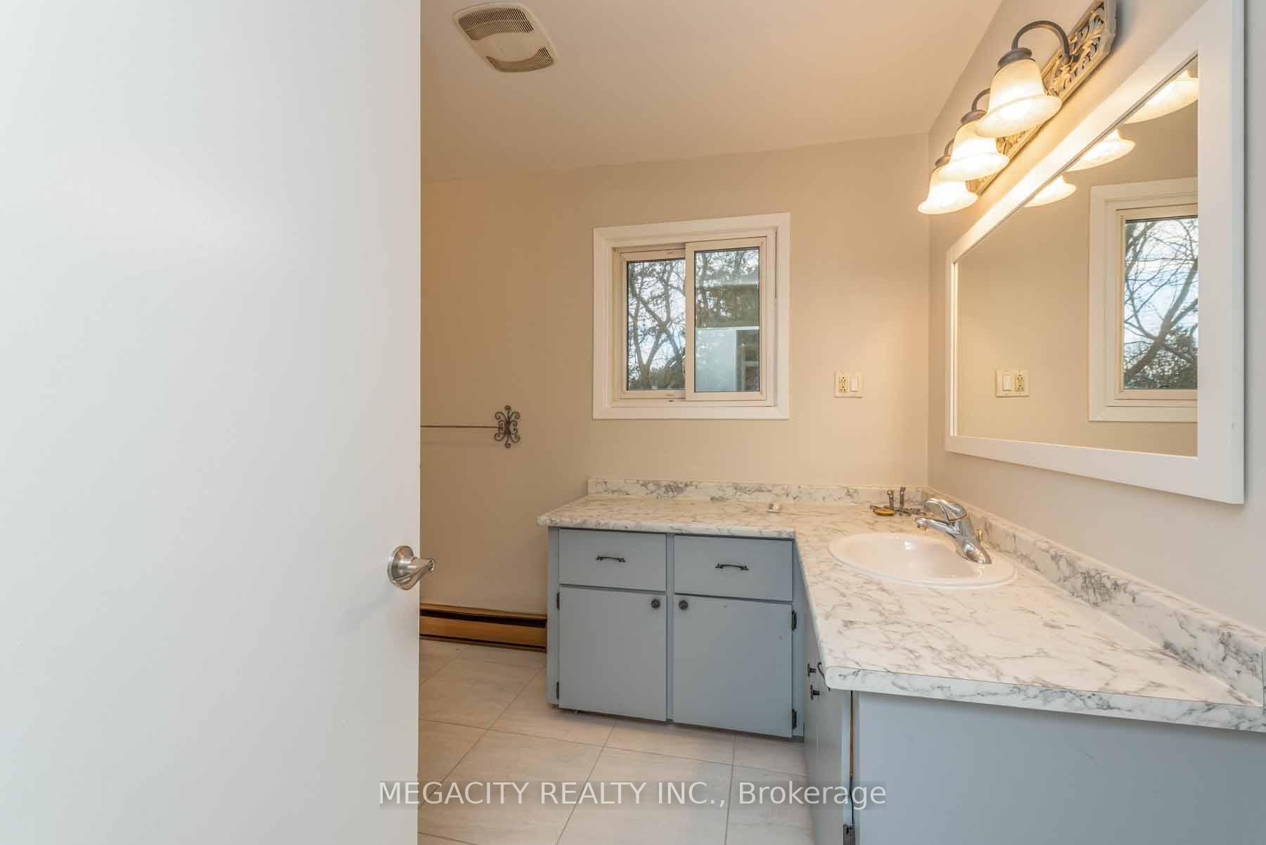 Photo 35 of 14242 Mt.Pleasant Road, Caledon, Bolton North — HOMEH