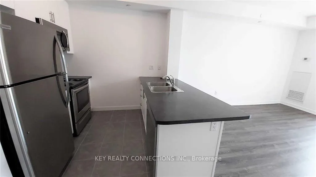 Photo 5 of Unit 225, 101 Shoreview Place, Hamilton, Stoney Creek — HOMEH