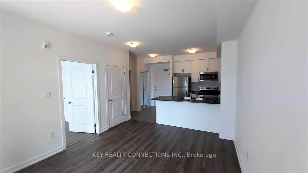 Photo 7 of Unit 225, 101 Shoreview Place, Hamilton, Stoney Creek — HOMEH