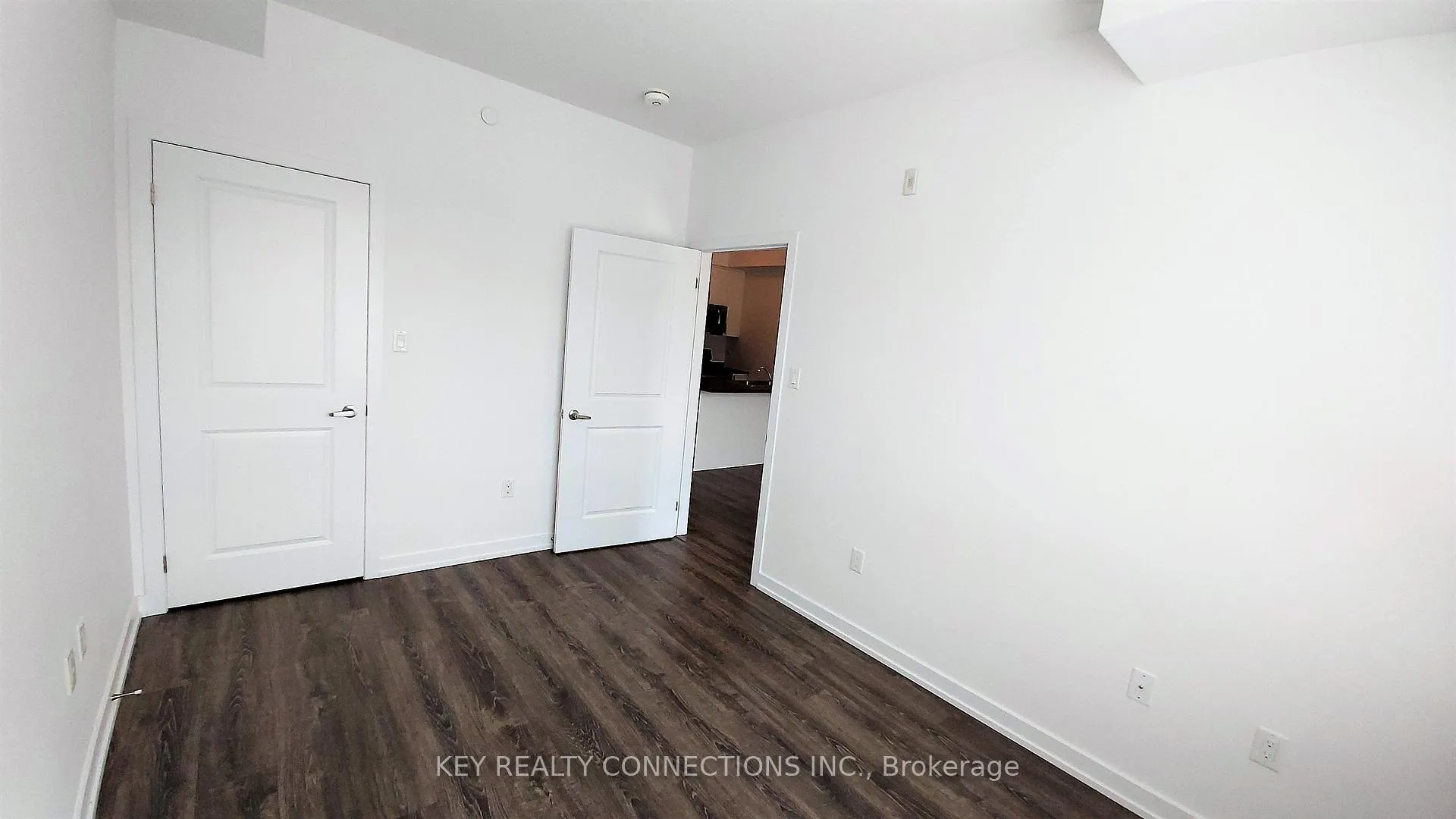 Photo 11 of Unit 225, 101 Shoreview Place, Hamilton, Stoney Creek — HOMEH
